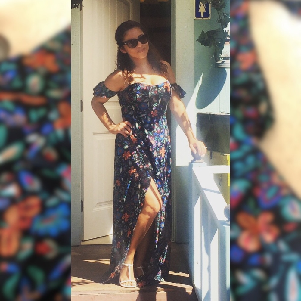 Floral dress 👗 💐